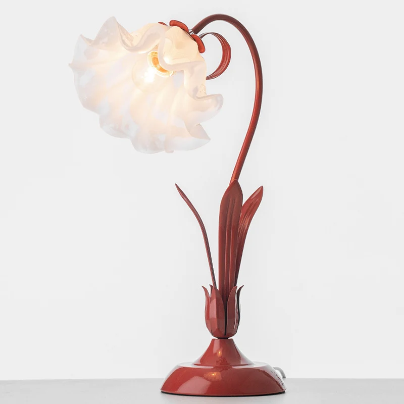 Traditional Chinese Iron Glass Floral Shade 1-Light Table Lamp For Bedroom