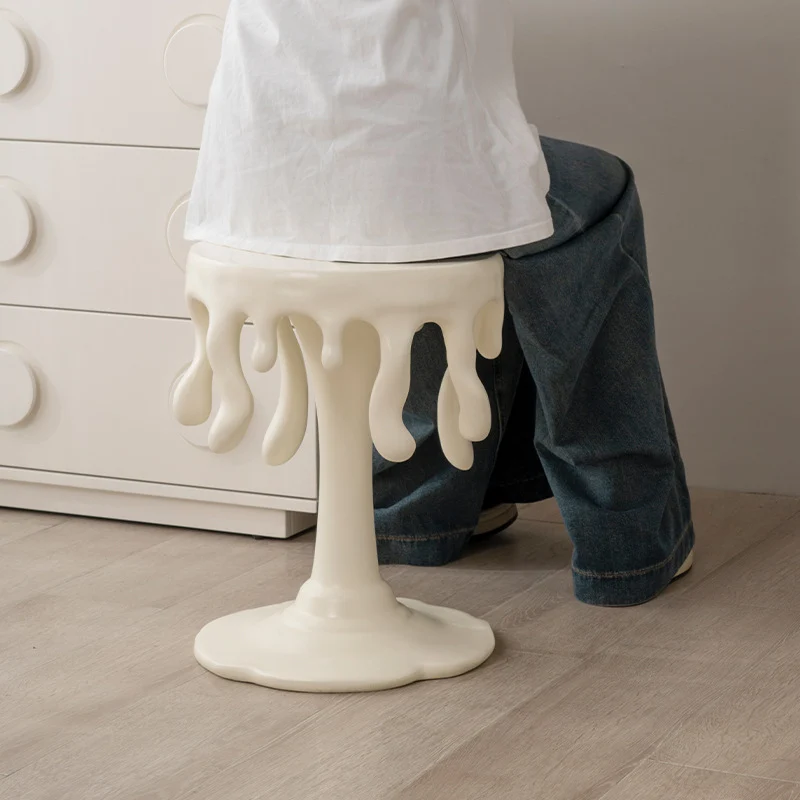Contemporary Nordic Resin Waterdrop & Round Side Table For Living Room & Bedroom