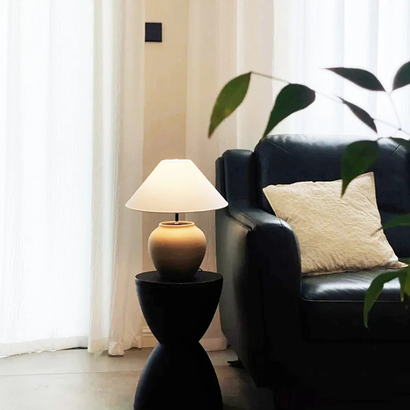 Modern Minimalist PP Hourglass-Shaped Stool Chair For Bedroom & Living Room