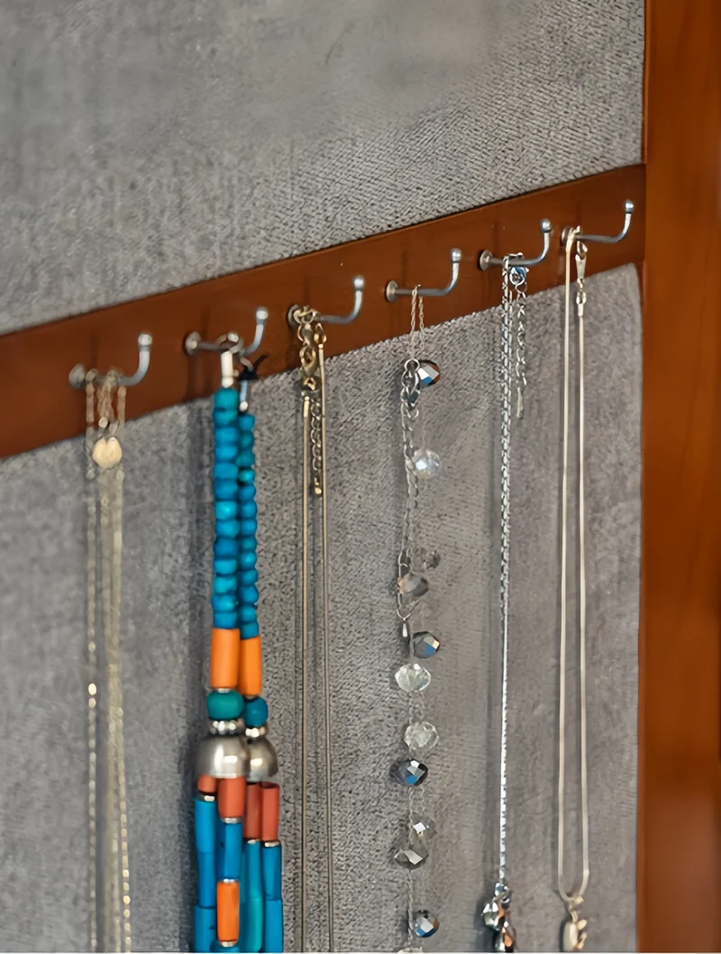 Organizador de joyas portátil con espejo de cuerpo entero y cerradura de huella dactilar.
