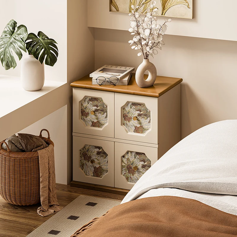 Traditional French Rubberwood Pine Wood Plywood Floral-Textured Rectangular Nightstand 4-Drawer For Bedroom