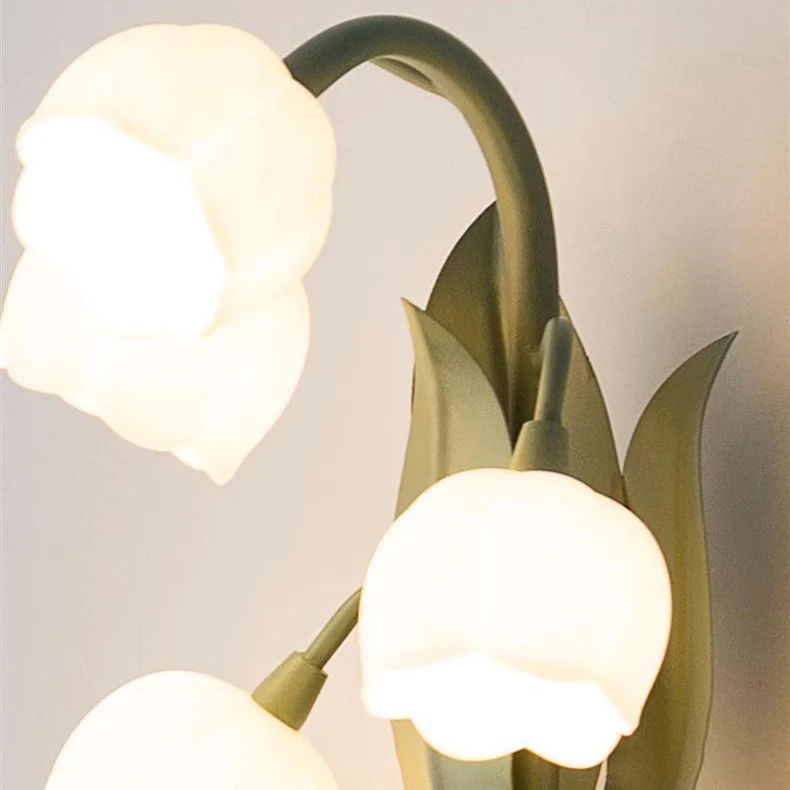 Modern Art Deco Iron And PC Floral Bedside Table Lamp With 5-Light For Living Room And Bedroom