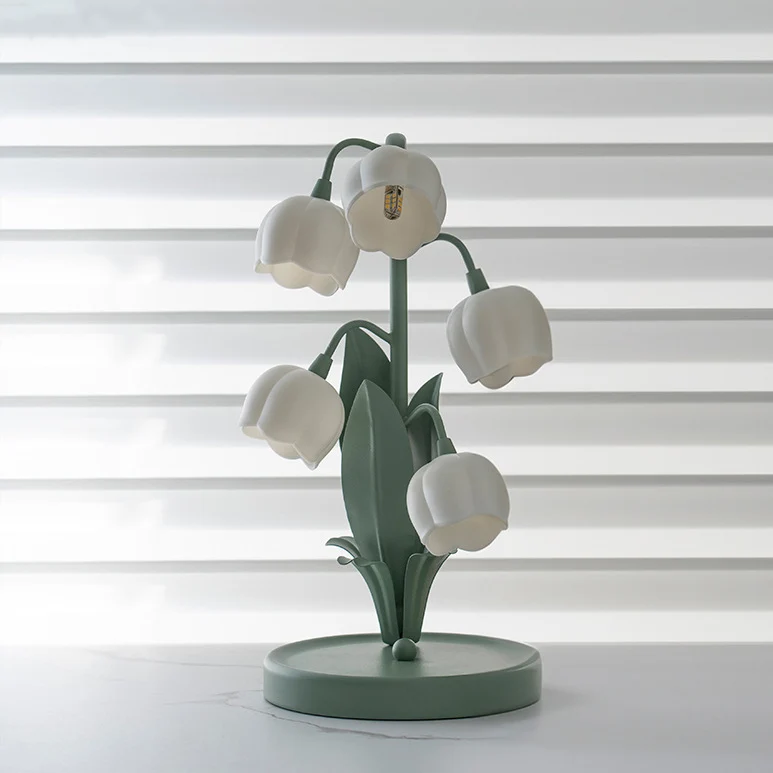 Modern Art Deco Iron And PC Floral Bedside Table Lamp With 5-Light For Living Room And Bedroom