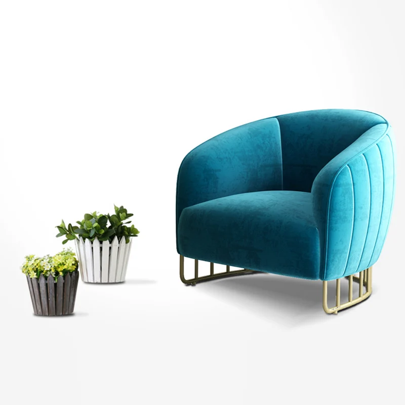 Contemporary Luxury Curved Velvet Upholstered Iron Accent Chair Backrest For Living Room