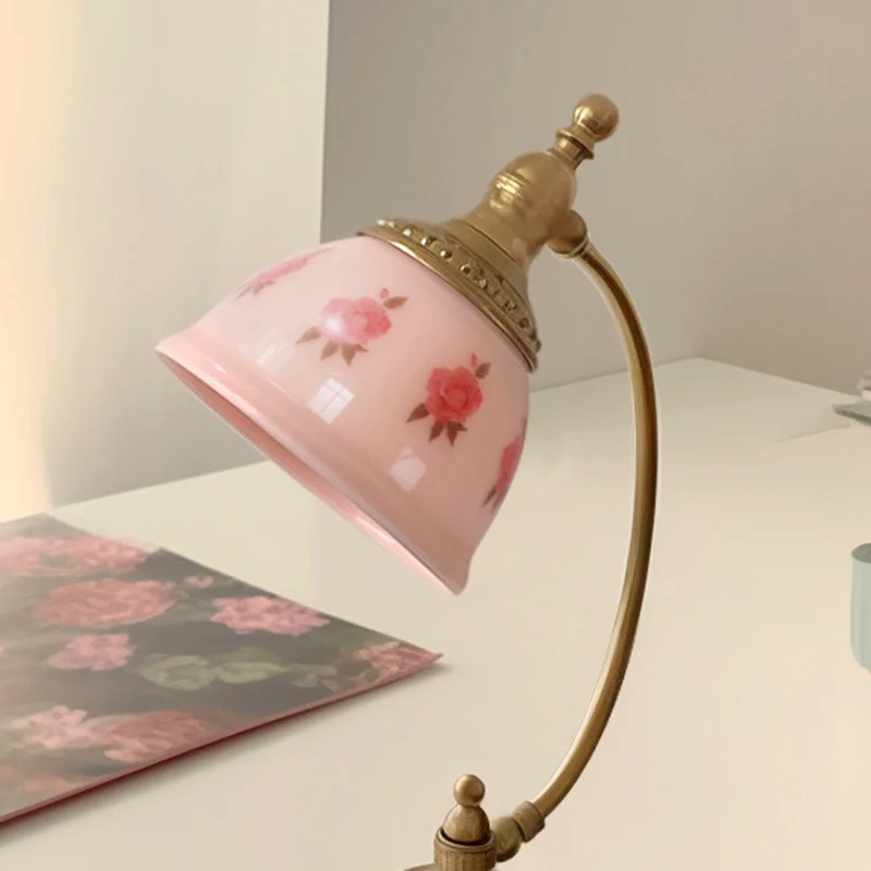 Traditional French Antique Brass Printed Glass Round Shade 1-Light Table Lamp For Home Office