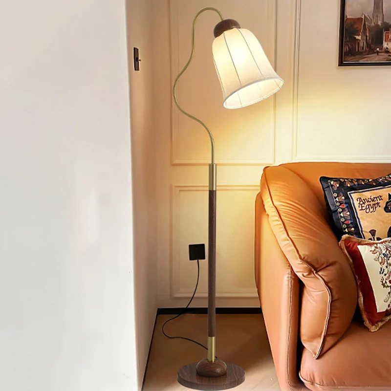 Contemporary Retro Curve Metal Fabric Lampshade Hardware 1 - Light Standing Floor Lamp For Living Room