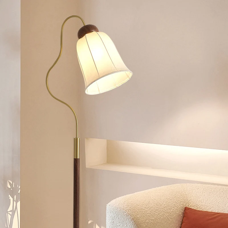 Contemporary Retro Curve Metal Fabric Lampshade Hardware 1 - Light Standing Floor Lamp For Living Room