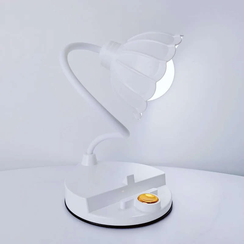 Contemporary Nordic Twistable Flower ABS Lampshade Round Base LED Table Lamp For Bedroom