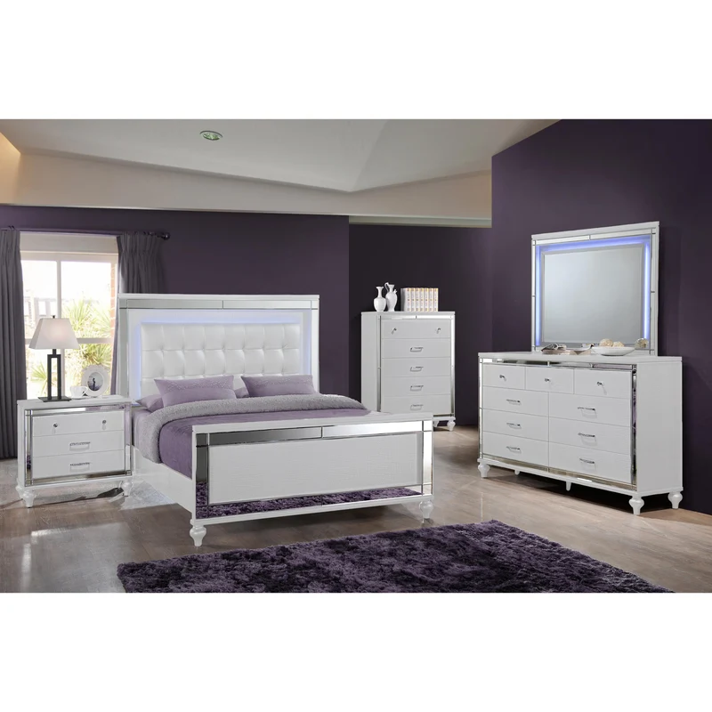 New Classic Furniture Valentino BA9698W Chest - White