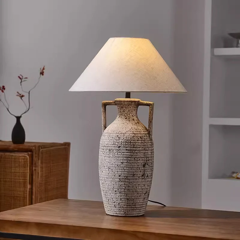 Traditional Rustic Vase Ceramic Fabric 1-Light Table Lamp For Bedroom