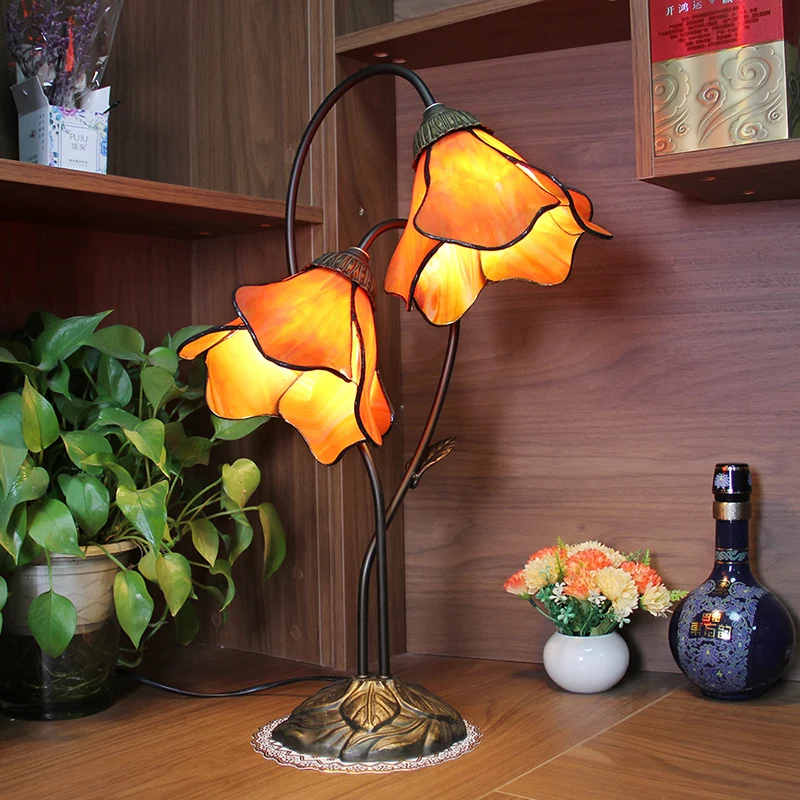 Traditional European Lotus Glass Shade Resin Base 2-Light Table Lamp For Bedroom