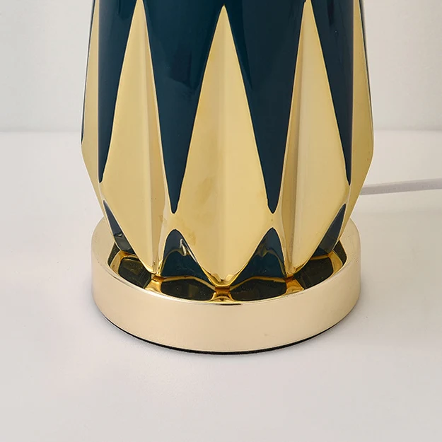 Contemporary Luxury Fabric Round Shade Ceramic Alloy 1-Light Table Lamp For Bedroom