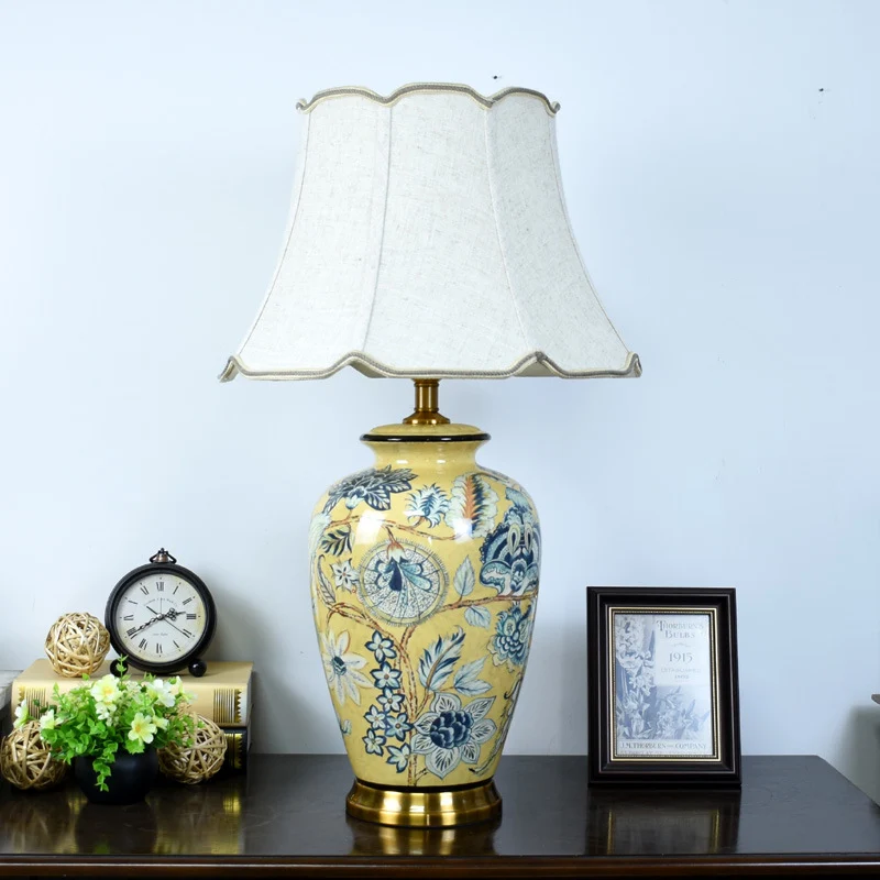 Traditional Vintage Flower Bird Round Distressed Fabric Ceramic 1-Light Table Lamp For Living Room