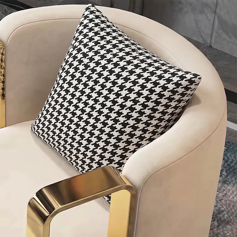 Contemporary Scandinavian Round Nappa Leather Swivel Accent Chair Backrest For Living Room