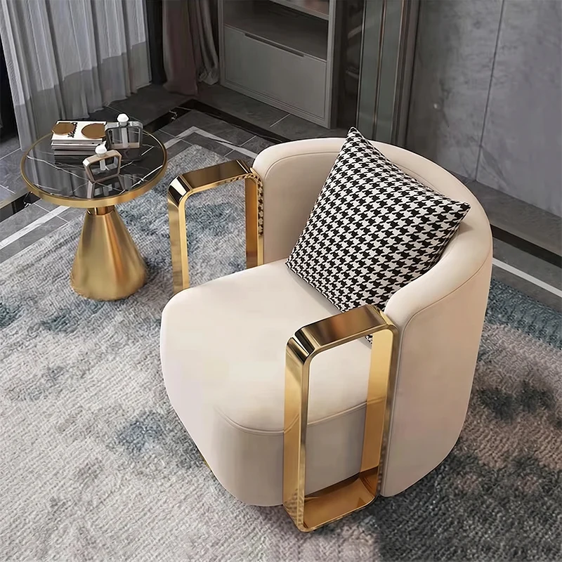 Contemporary Scandinavian Round Nappa Leather Swivel Accent Chair Backrest For Living Room