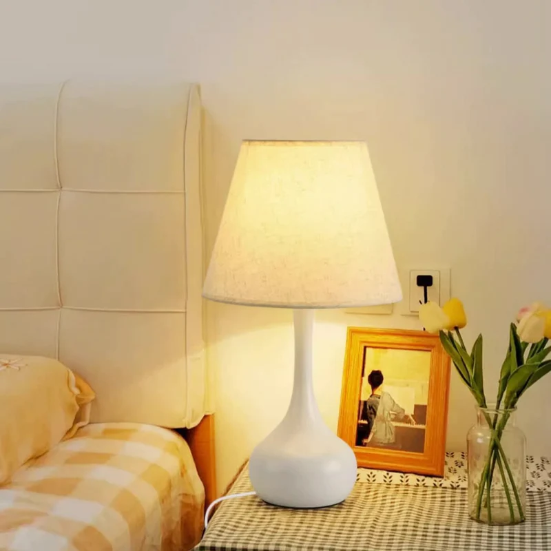 Contemporary Creative Round Teardrop Shape Scalloped Fabric Iron 1-Light Table Lamp For Living Room