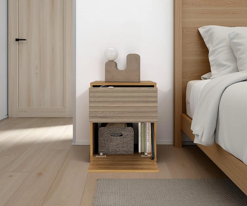 Mesa de Noche Wandda, Fresno Europeo y Roble Natural, con un Cajón para Guardar Objetos
