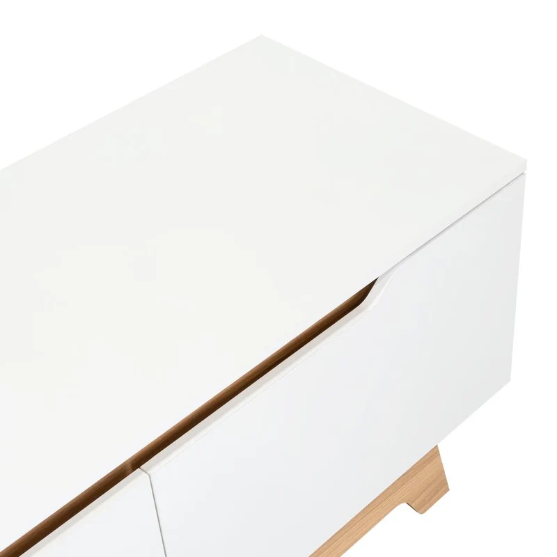 Mesa para TV Toulo, Blanco y Fresno Europeo, con Espacio para TV de 80"