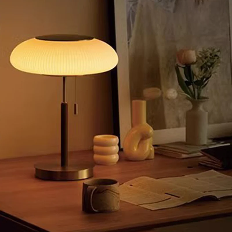 Traditional Luxury Round Metal Glass LED Table Lamp For Bedroom