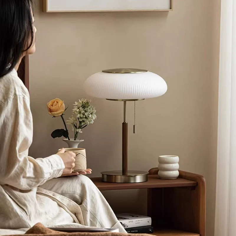 Traditional Luxury Round Metal Glass LED Table Lamp For Bedroom