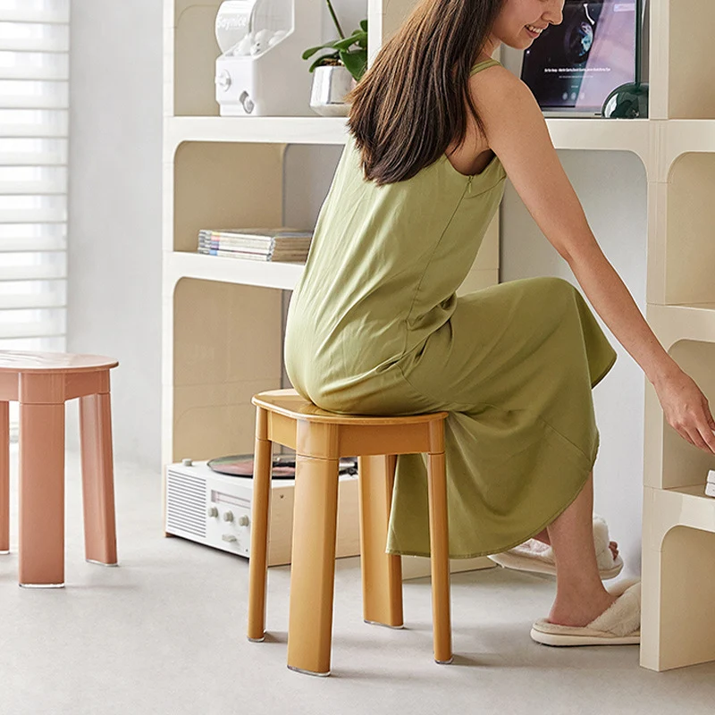 Contemporary Nordic Macaron Round Oval PP Chair For Living Room