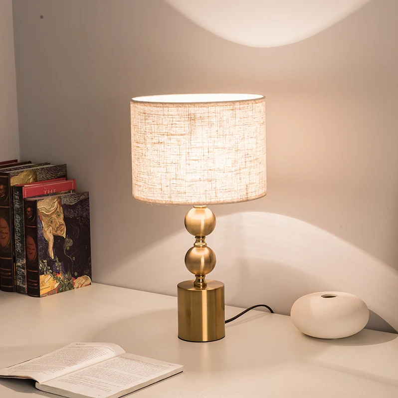 Contemporary Luxury Cylinder Iron Fabric 1-Light Table Lamp For Living Room