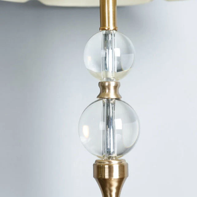 Traditional Vintage Scalloped Round Beads Fabric Crystal Brass 1-Light Table Lamp For Living Room