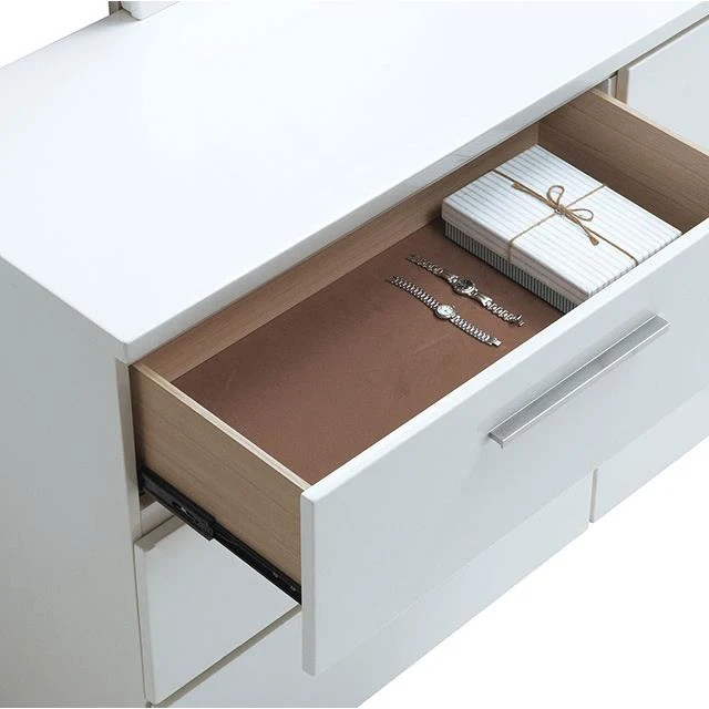 Furniture of America Christie 5-Drawer Chest CM7550C