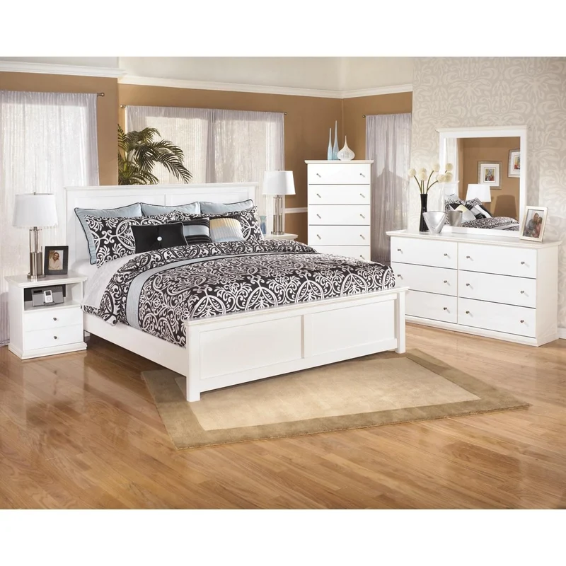 Signature Design by Ashley Bostwick Shoals 5-Drawer Chest B139-46