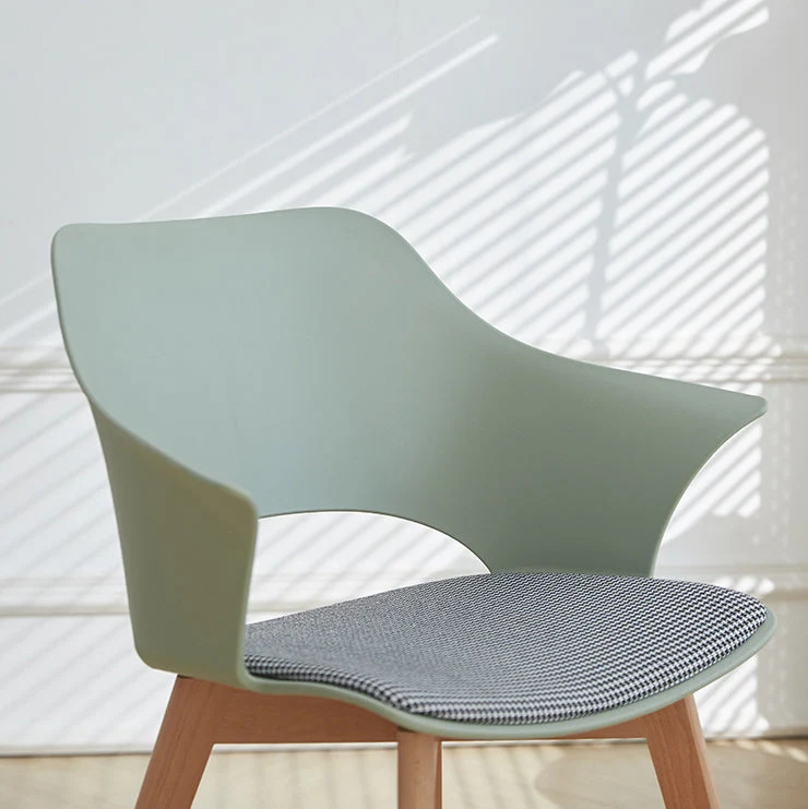 Contemporary Nordic Square Trapezoidal PP Plastic Stainless Steel Basswood Chair Backrest For Living Room