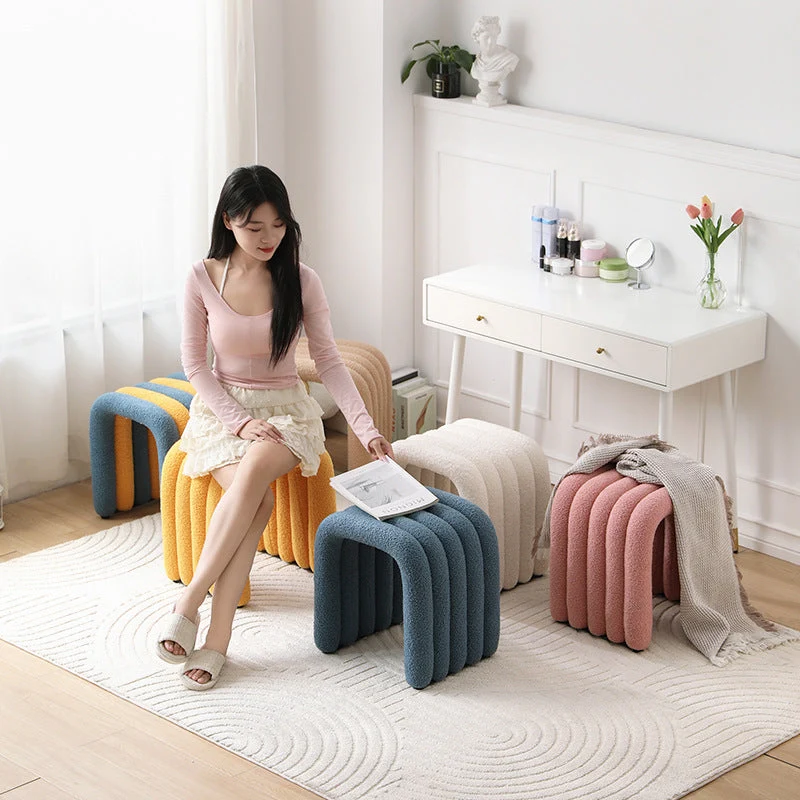 Contemporary Nordic Arch Carbon Steel Frame Sherpa Fabric Vanity Stool Backless For Bedroom