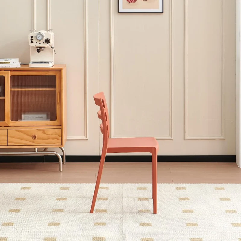 Silla New York, Terracota, con Espaldar en Líneas y Diseño Minimalista
