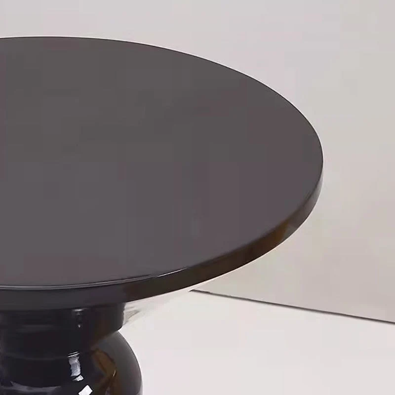 Contemporary Nordic Round Fiberglass Side Table For Living Room