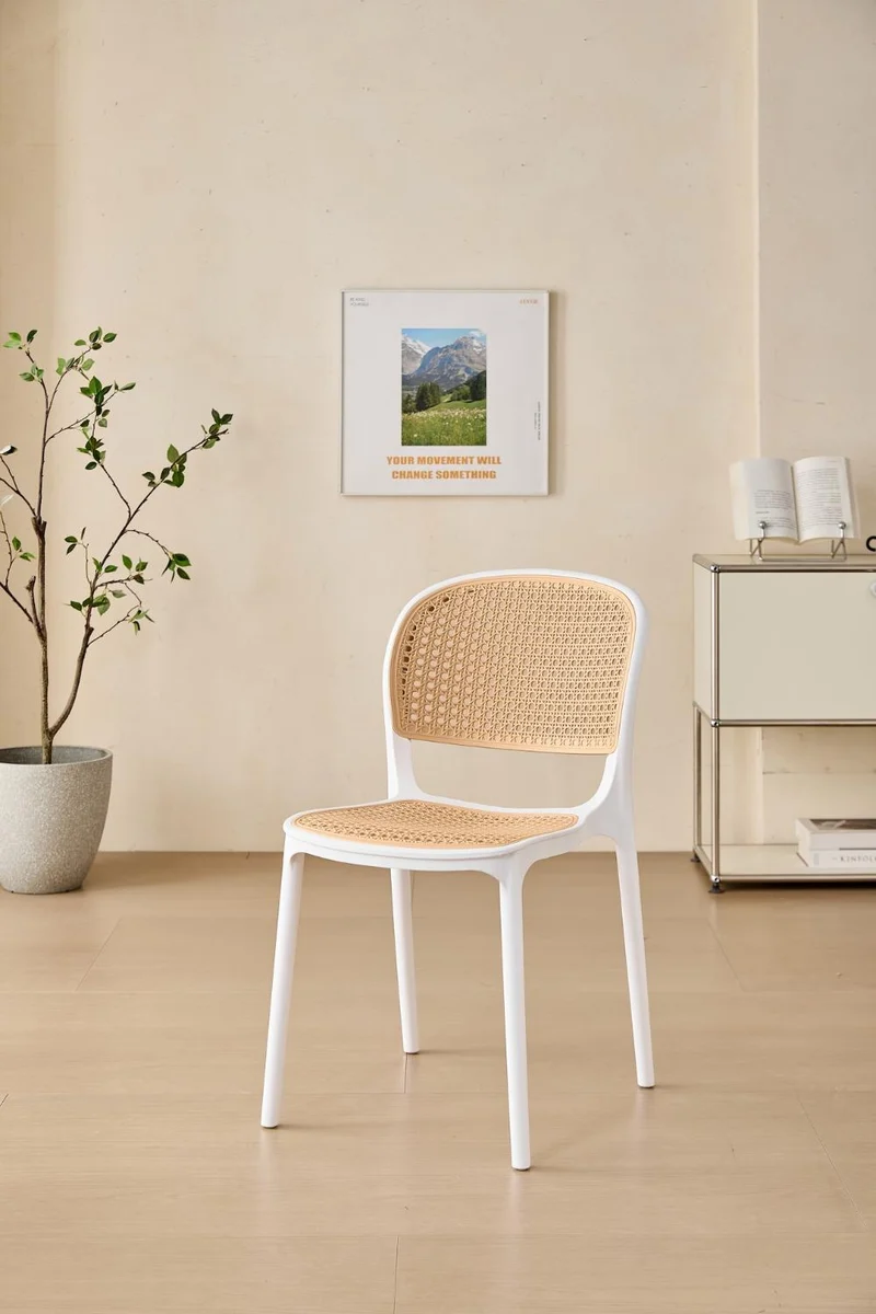 Silla Nest, Color Blanco y Beige, con Espaldar y Asiento en Rejilla