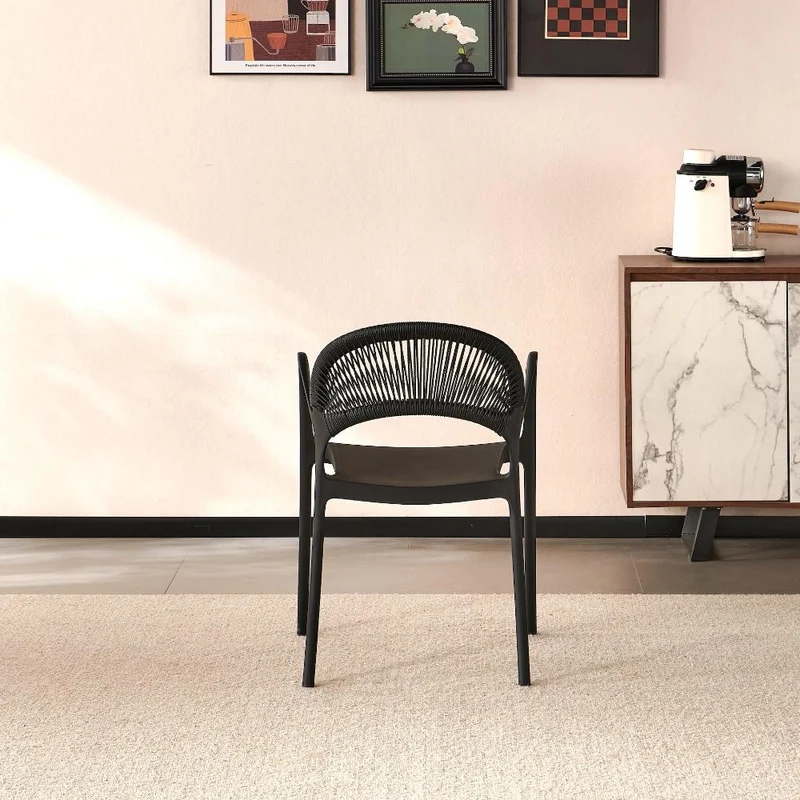 Silla Daytona, Negro, con Espaldar, Reposa Brazos y Diseño Minimalista