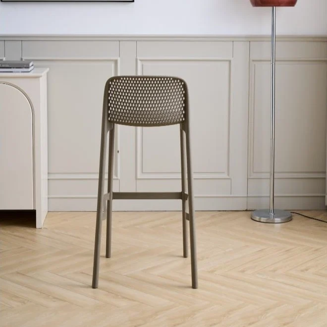 Silla para Bar Túnez, Color Taupe, con Espaldar Redondeado y Transpirable
