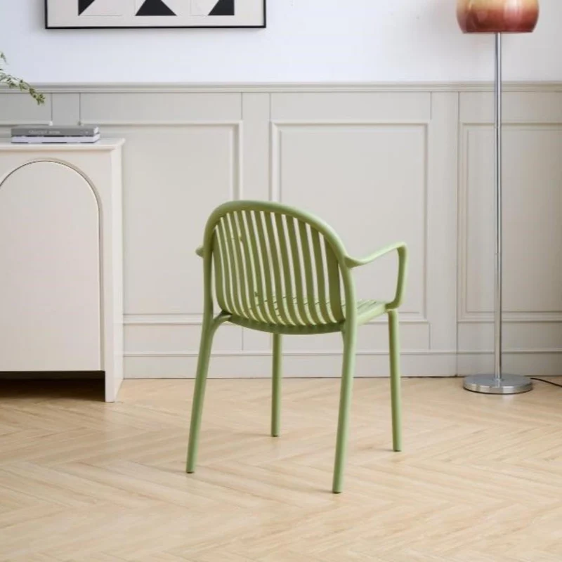 Silla Marruecos Con Brazos, Verde Olivo, Con espaldar en rayas y diseño minimalista