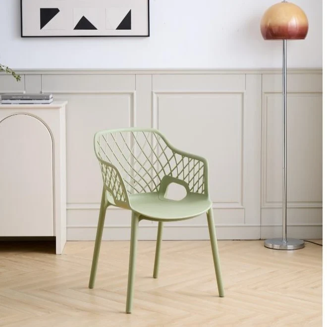 Silla con Brazos Casablanca, Verde Olivo, con espaldar en diamantes y estilo moderno