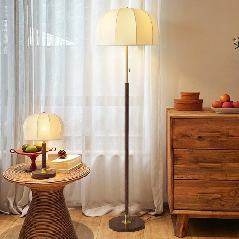 Traditional Vintage Round Semicircle Fabric Iron 1-Light Standing Floor Lamp For Living Room