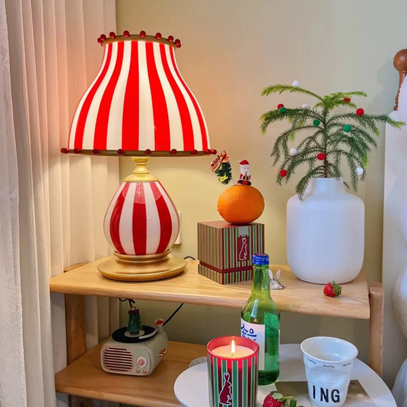 Traditional Vintage Circus Dome Resin Glass 1-Light Table Lamp For Bedroom