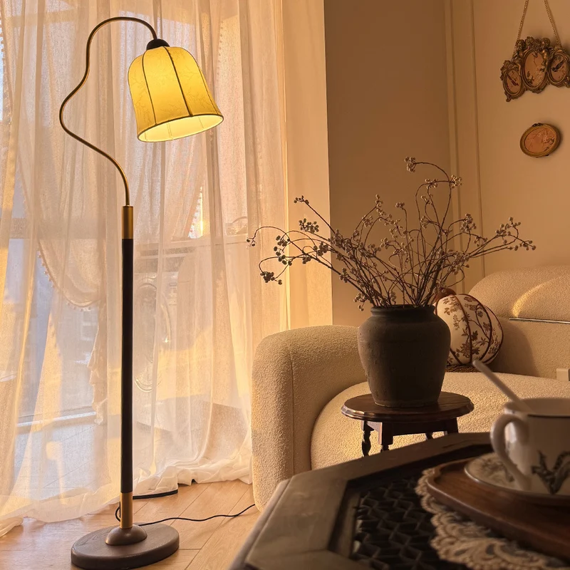 Traditional Vintage Round Curved Wood Fabric 1-Light Standing Floor Lamp For Bedroom