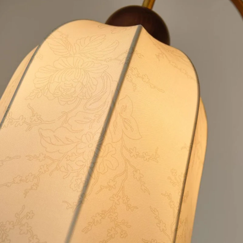 Traditional Vintage Round Curved Wood Fabric 1-Light Standing Floor Lamp For Bedroom
