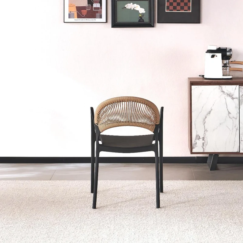 Silla Daytona, Negro y Café Claro, con Espaldar, Reposa Brazos y Diseño Minimalista