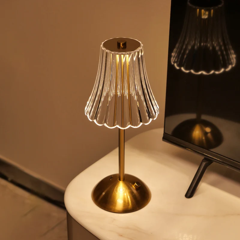Traditional Vintage Round Striped Cylinder Semicircle Base Rechargeable Iron PS Plastic LED Table Lamp For Bedroom