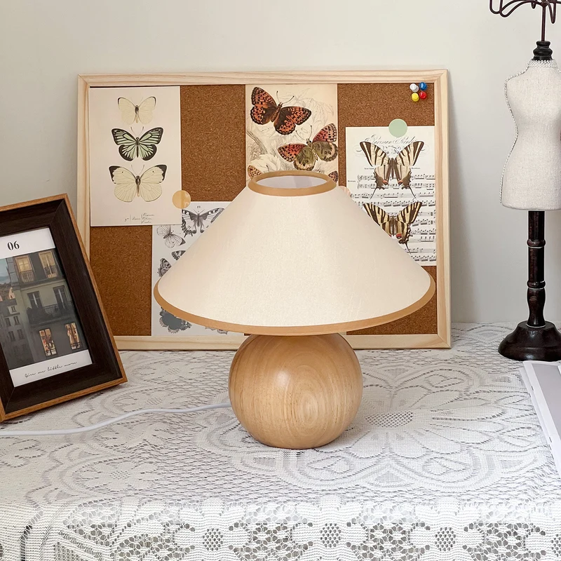 Traditional Vintage Round Table Ball Wooden Fabric 1-Light Table Lamp For Bedroom