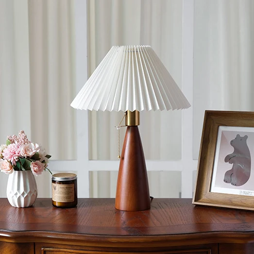 Traditional Vintage Mushroom Linen Imitation Sheepskin Wood 1-Light Table Lamp For Living Room