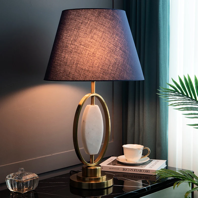 Traditional Vintage Round Column Fabric Metal 1-Light Table Lamp For Living Room