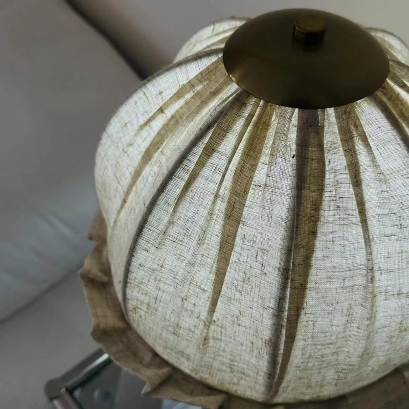 Traditional Vintage Ceramic Handmade Linen Flower Bud 1-Light Table Lamp For Bedroom