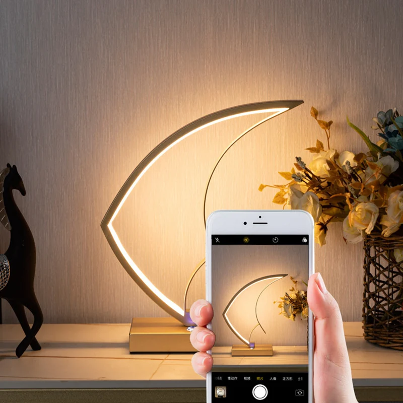 Contemporary Creative Sailboat Snail Iron Aluminum Silicone LED Table Lamp For Bedroom