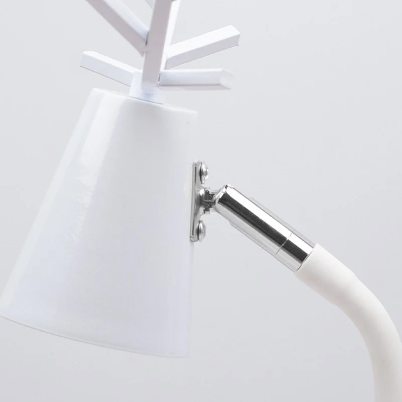 Modern Art Deco Cylinder Antler Wooden Base Iron Shade 1-Light Aromatherapy Melting Wax Table Lamp For Bedroom